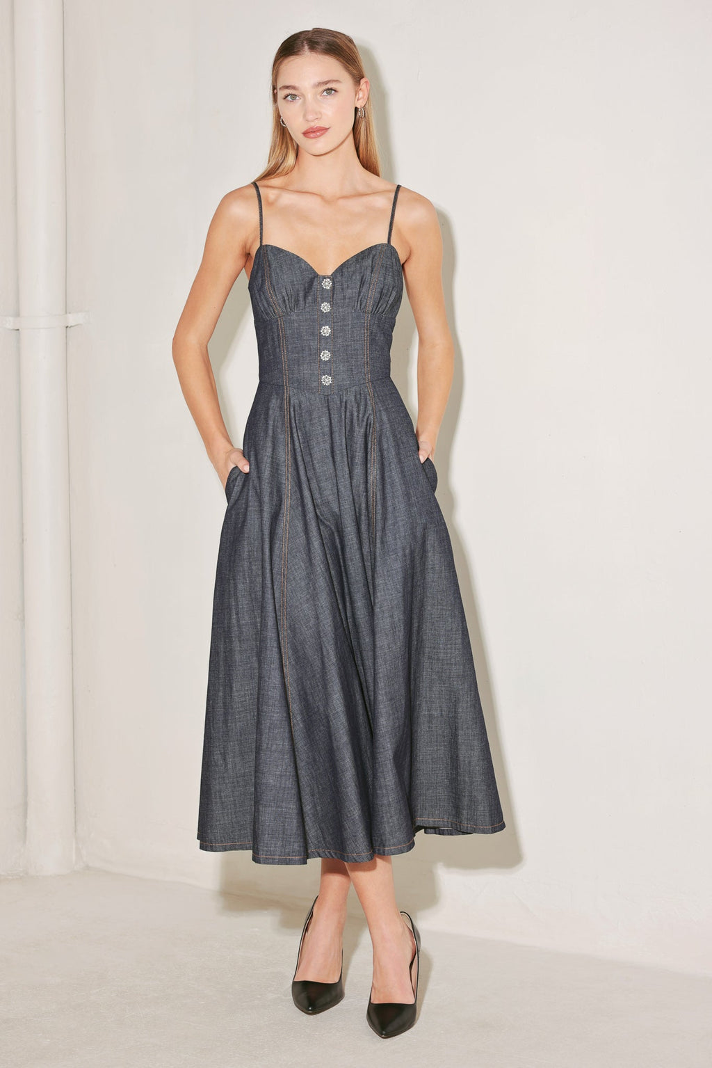 ray denim midi dress Ray Denim Buttoned Midi Dress