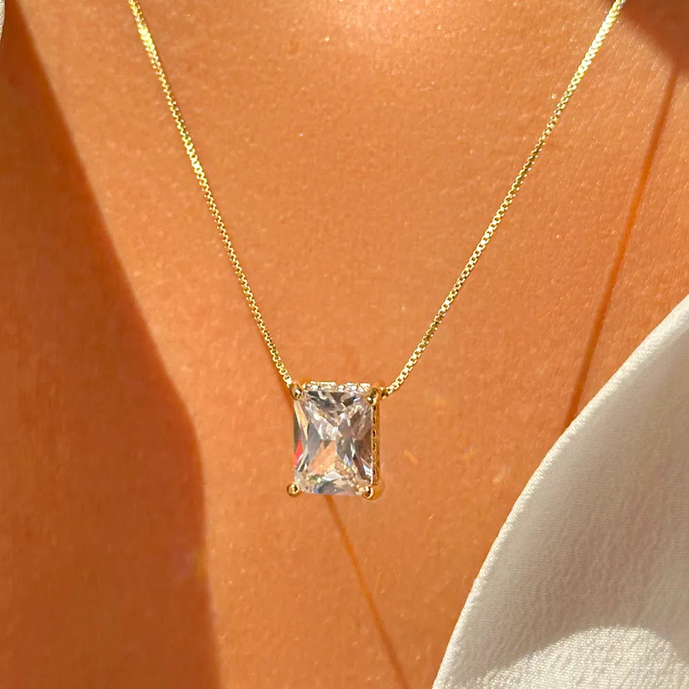 Luz Necklace & Earring Set